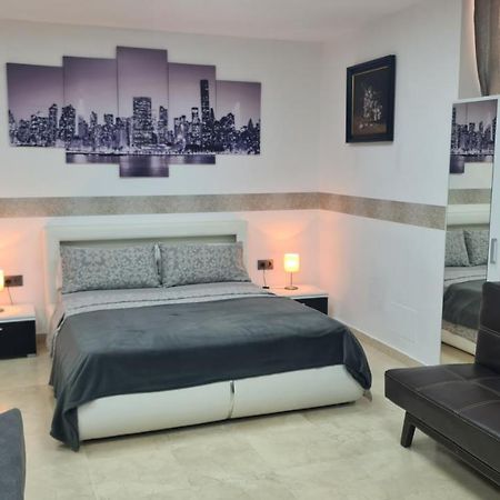 Apartamentos Porvera Jerez Centro Jerez de la Frontera Extérieur photo